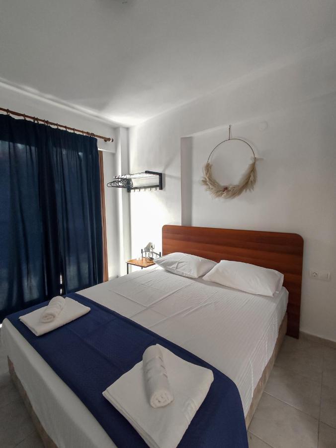New Era Apartment Polychrono Bagian luar foto